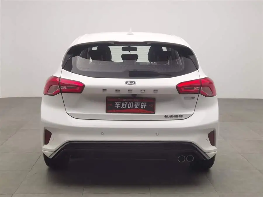 فورد فوكس 2021 2.0 إيكوبوست 180 أوتوماتيكي