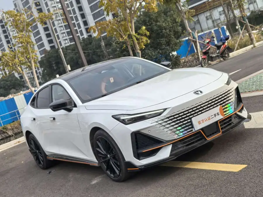 Changan UNI-V 2023 1.5T Sport Version