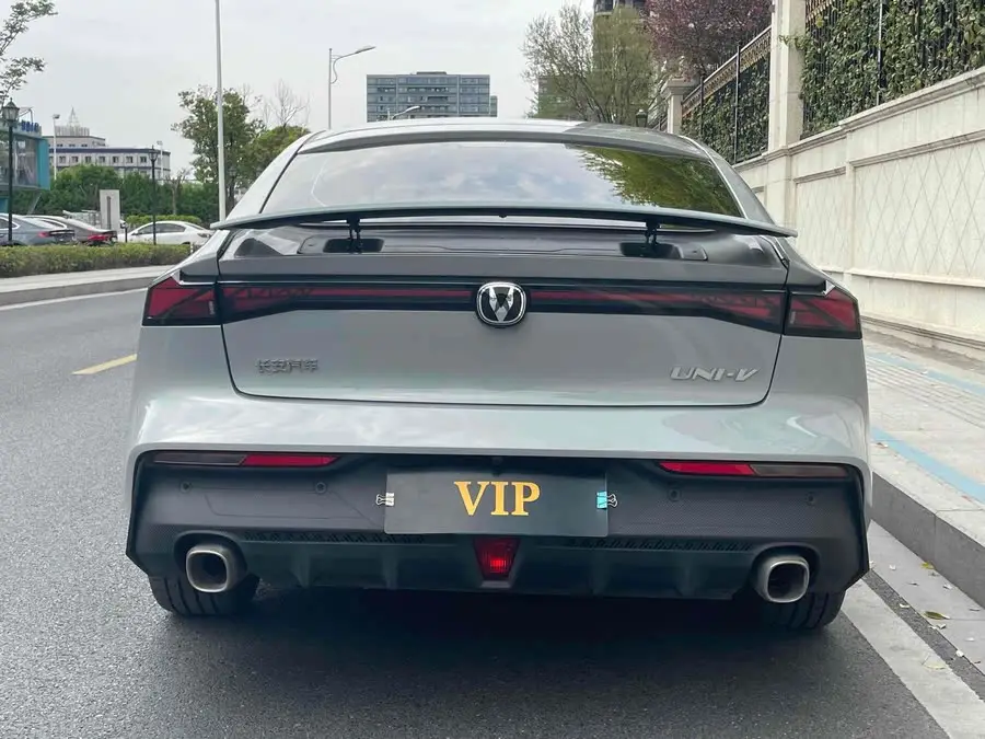 Changan UNI-V 2023 1.5T Premium