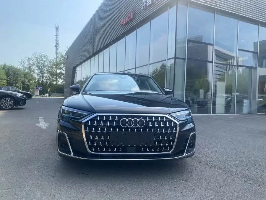 أودي A8 2025 A8L 50 TFSI quattro الفاخرة