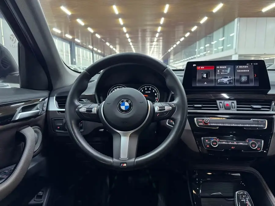 BMW X1 2022 sDrive20Li Luxury Edition