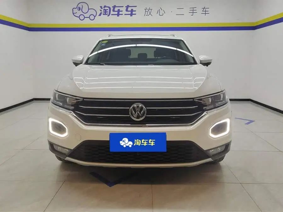 T-ROC 2020 230TSI DSG نموذج الدخول للدفع الثنائي