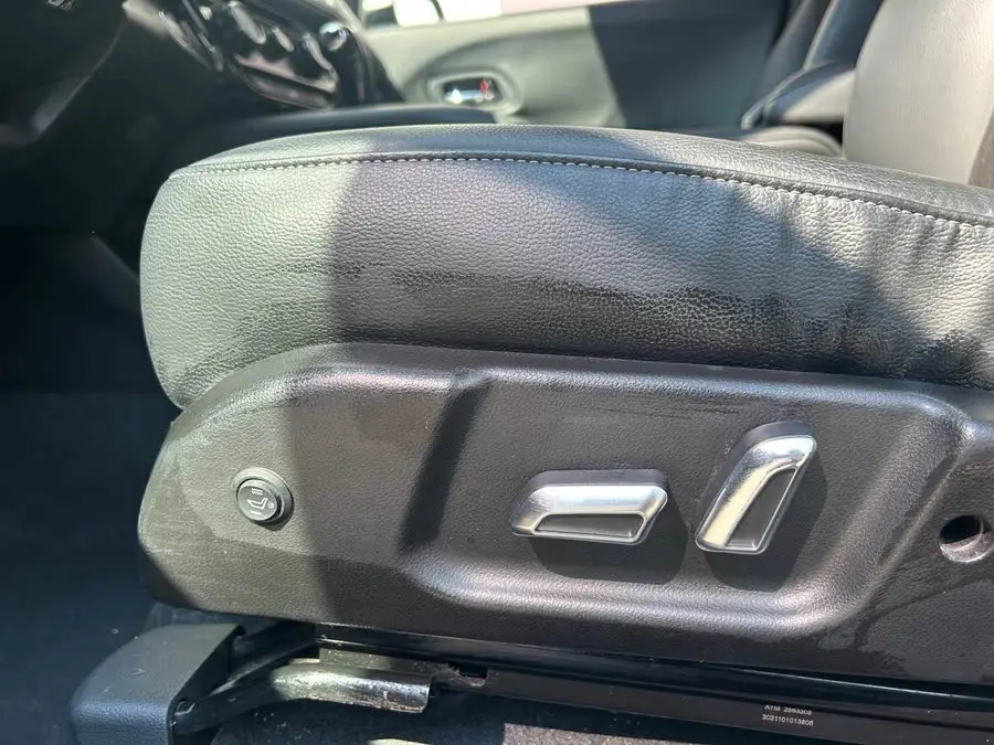 Honda Breeze 2022 1.5L CVT Phantom Night Pioneer Edition