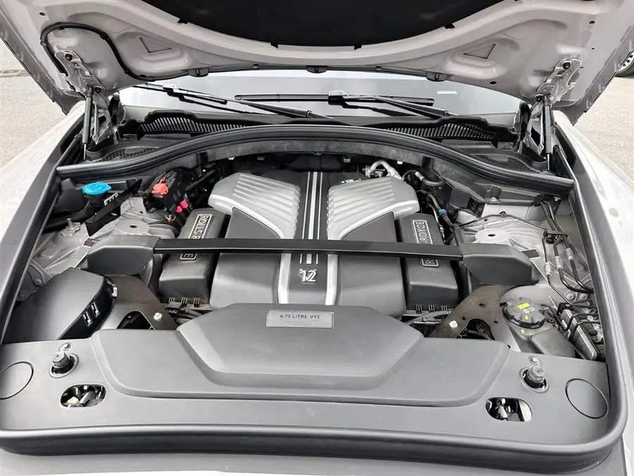 كولينان 2018 إصدار رباعي المقاعد