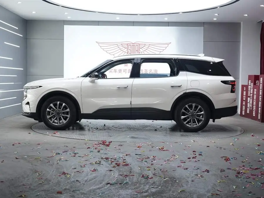 2023 Ford Edge L 2.0T EcoBoost E Hybrid 2WD Luxury Seven-Seater