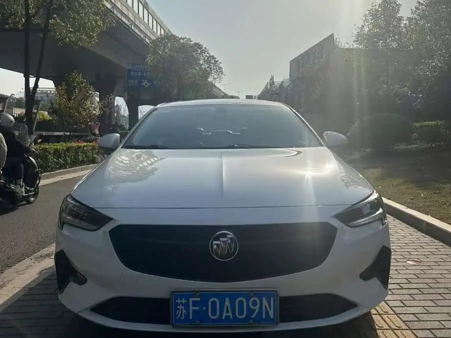 بيوك ريجال 2020 552T الفاخرة