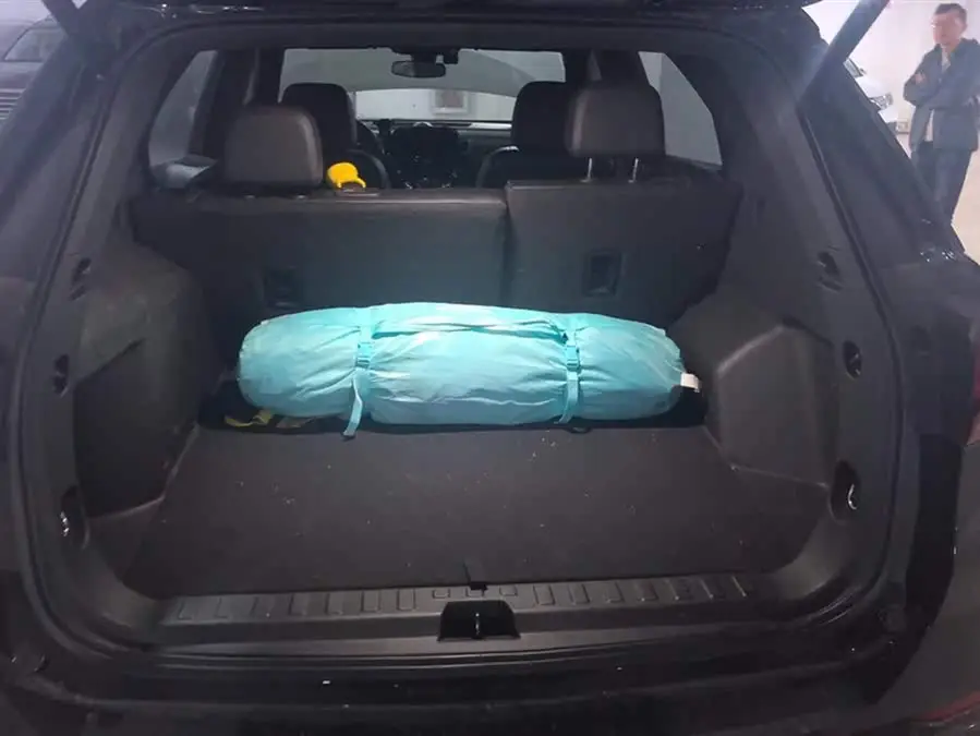 2022 شيفروليه تراكير 550T RS إصدار الاستكشاف الذكي