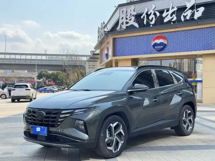 2023 Tucson L 1.5T Automatic Two-Wheel Drive LUX Premium Edition