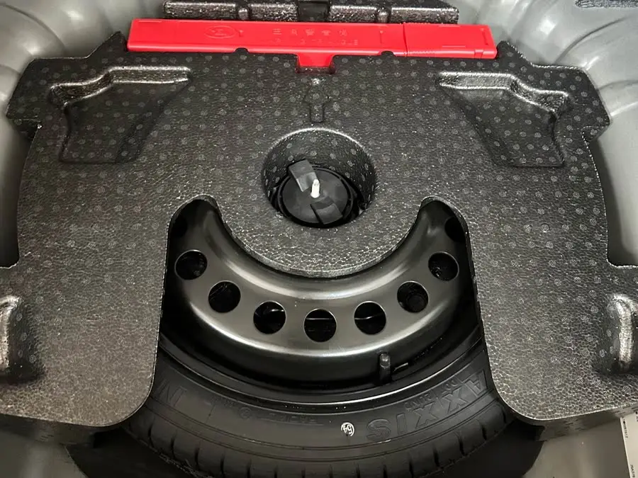 بيوك لاكروس 2022 652T فاخرة