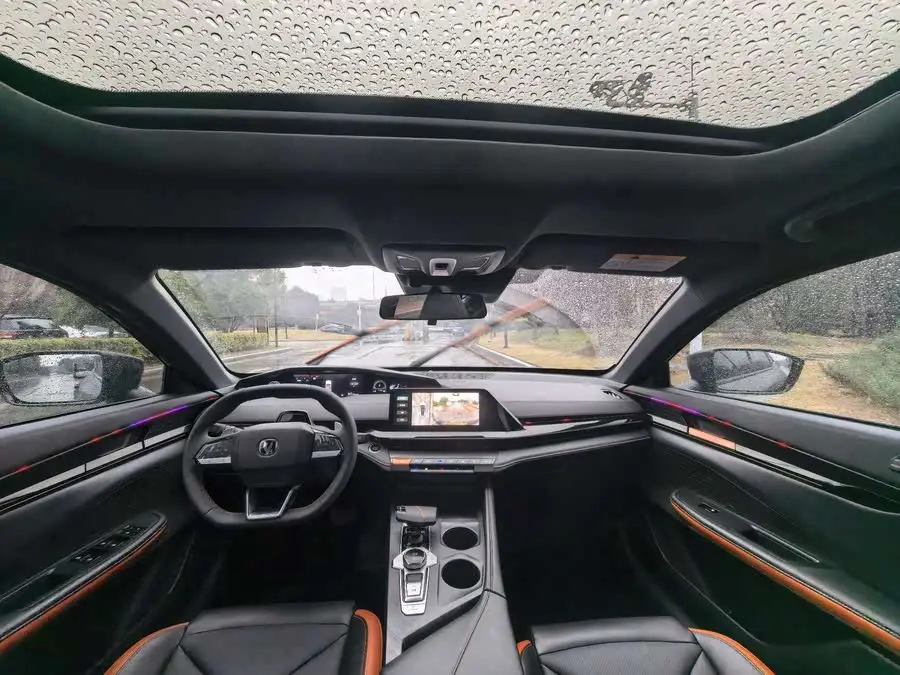 Changan UNI-V 2022 1.5T Premium