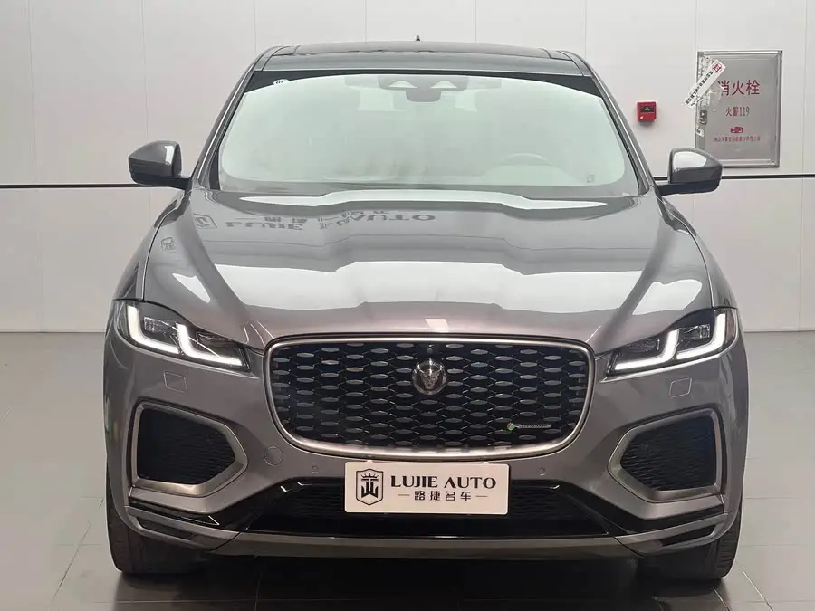 جاكوار F-PACE 2021 340PS R-Dynamic SE