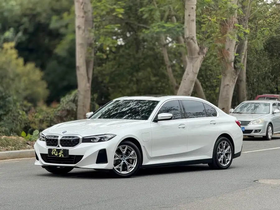 BMW i3 2024 eDrive 35 L