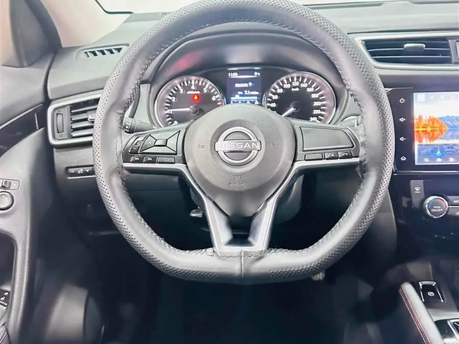 2023 نيسان إكس-تريل كلاسيك 2.0 لتر CVT XV نسخة الراحة