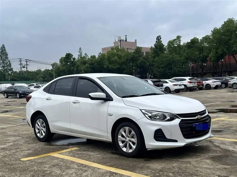 2021 شيفروليه كوفوت 325T أوتوماتيكي إصدار إكسينيي