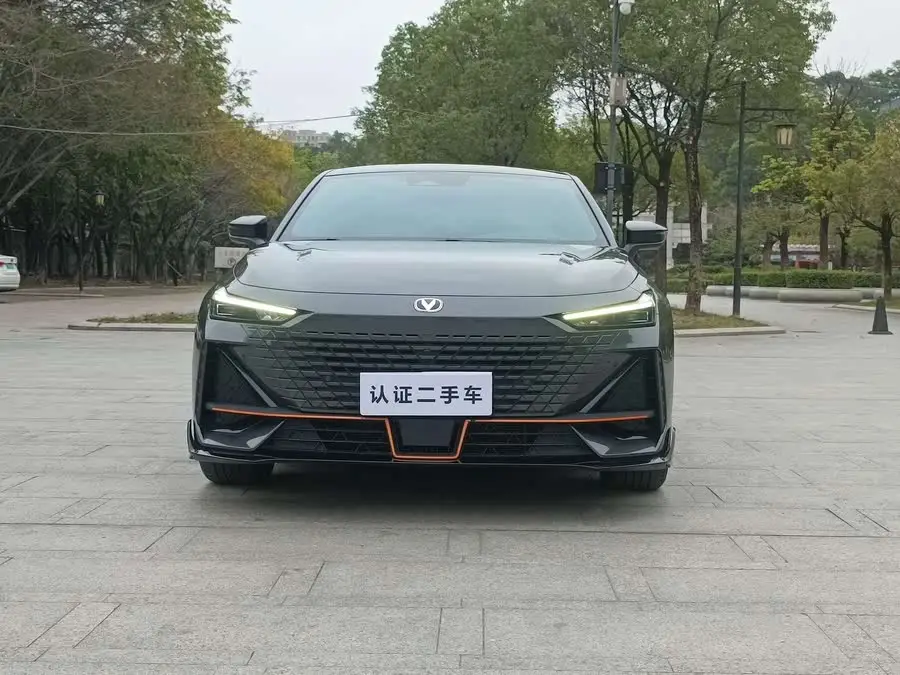 Changan UNI-V 2023 1.5T Sport Version