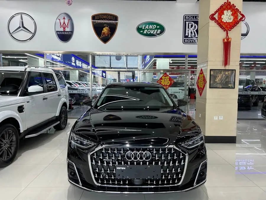 أودي A8 2025 A8L 50 TFSI quattro بريميوم