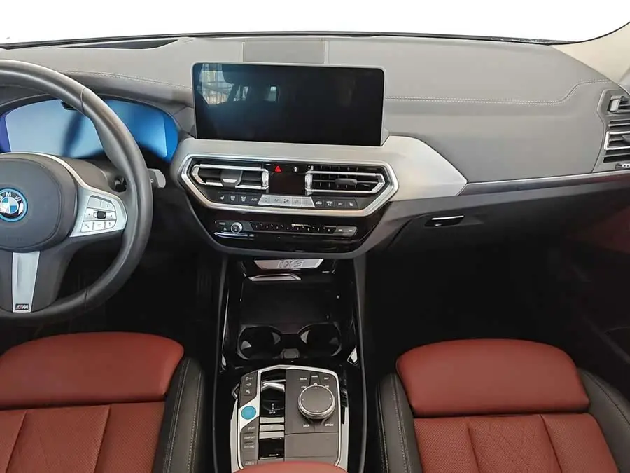 BMW iX3 2023 Model Leadership Version