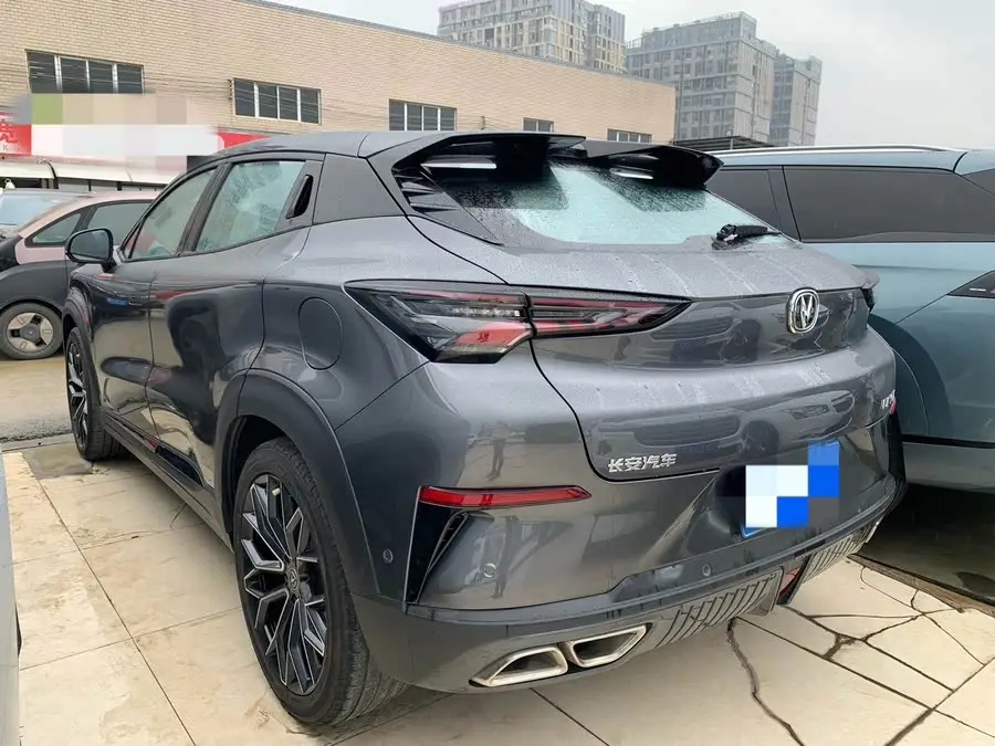 شانجان UNI-T 2022 1.5T فلاجشيب