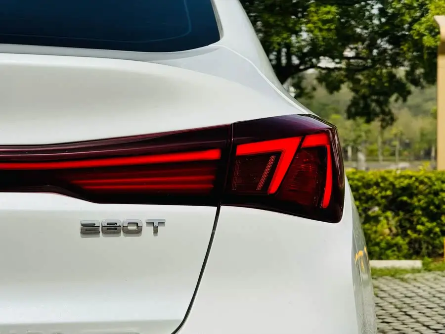 Yidong 2023 Model Changxiang Version PLUS Blue Whale NE 1.4T GDI DCT Premium Edition