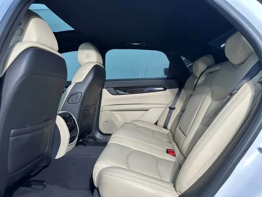 كاديلاك CT6 2021 28T إصدار الموضة