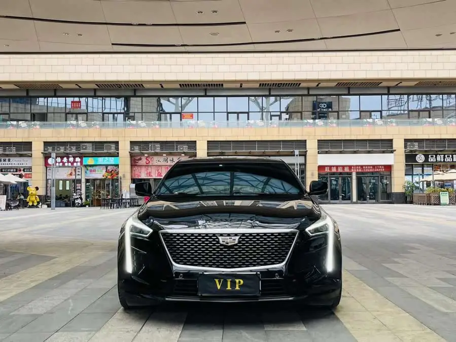 كاديلاك CT6 2021 28T النخبة