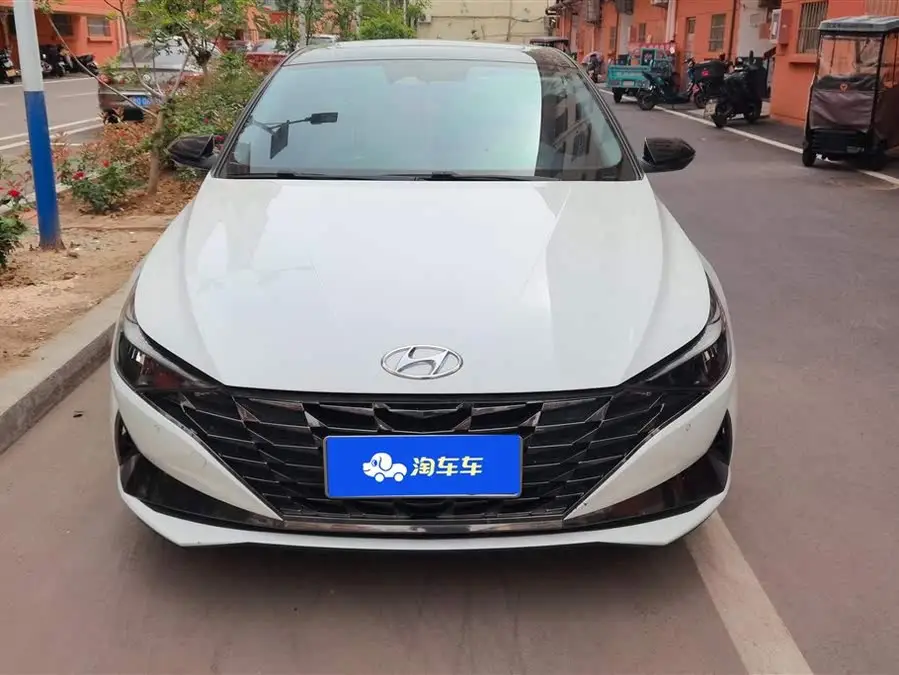 إيلانtra 2021 1.5L CVT LUX النسخة الفاخرة