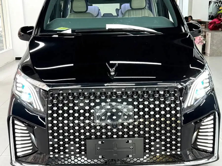 Vito 2023 2.0T Elite Version 7-Seater