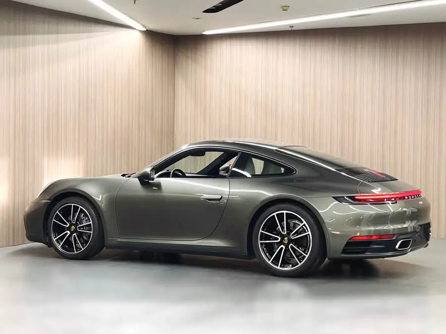 Porsche 911 2020 Carrera 3.0T