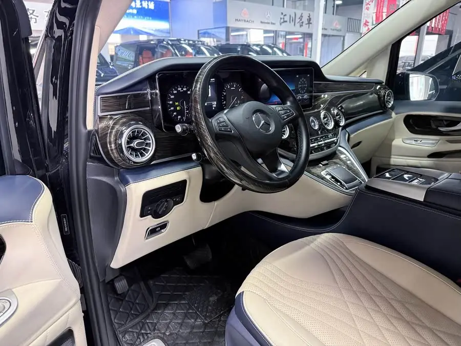 فيتو 2021 2.0T الإصدار النخبوي 7 مقاعد