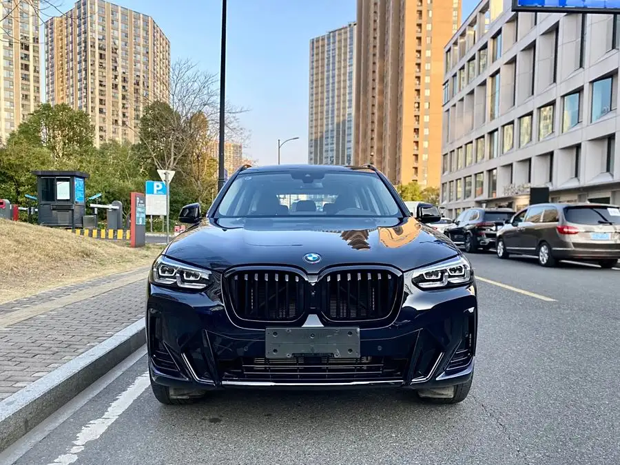 BMW X3 2023 xDrive30i Leading M Night Package