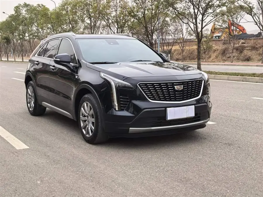 Cadillac XT4 2022 28T Luxury FWD