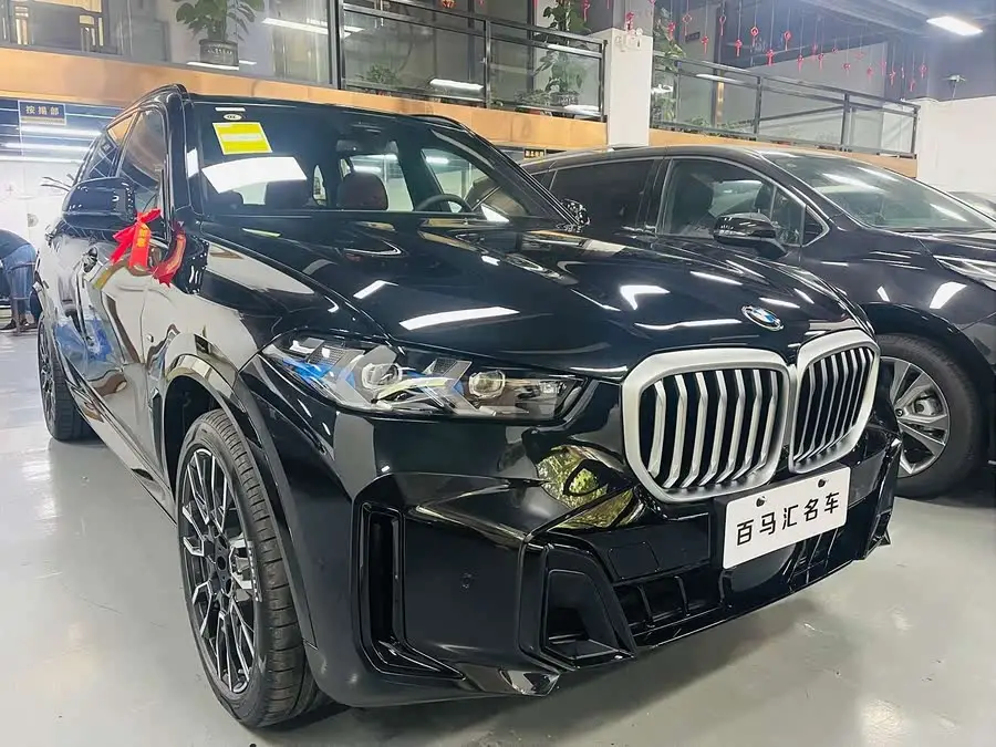 BMW X5 2023 xDrive 40Li M Sport Night Package