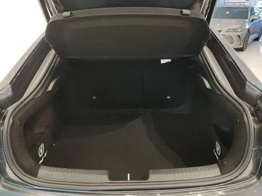 Changan UNI-V 2022 1.5T Premium