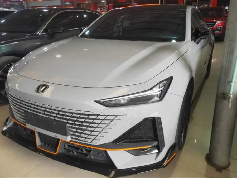 Changan UNI-V 2022 1.5T Sport Edition