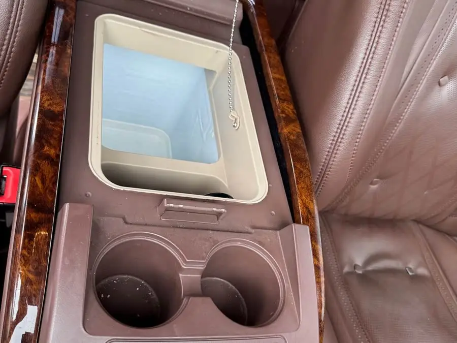 فيتو 2018 2.0T نسخة الأعمال الوطنية V