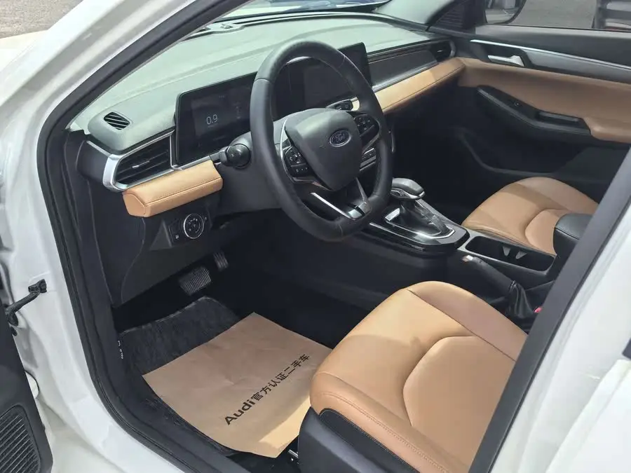 Ford Focus 2021 1.5L Automatic Glory Edition