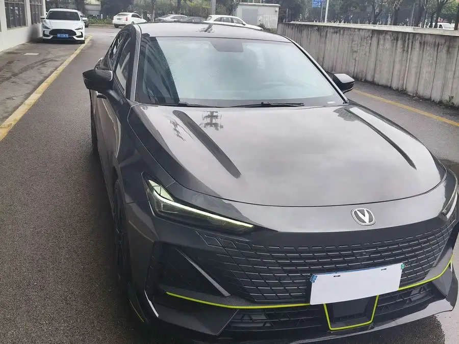 Changan UNI-V 2022 1.5T Sport Version