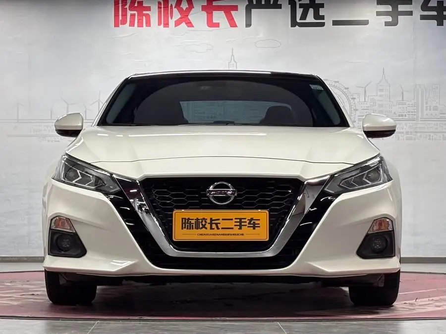 تينلاي 2021 2.0L XL إصدار الراحة