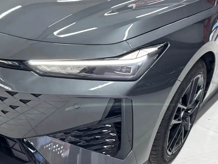 Changan UNI-V 2024 1.5T Premium