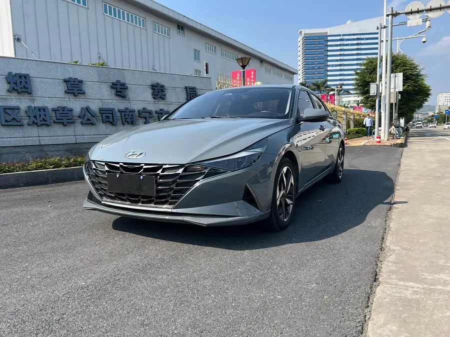 إلنترا 2021 1.5 لتر CVT إصدار لوكس