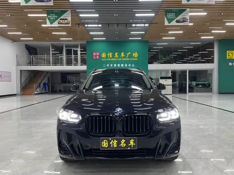BMW X3 2022 xDrive30i Leading Model M Night Package