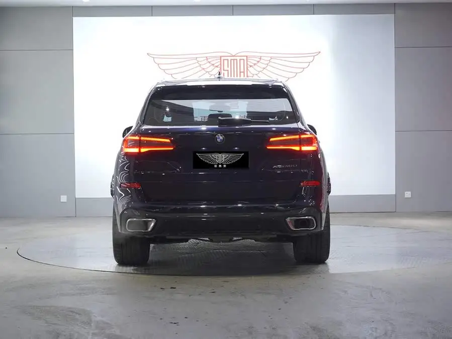 BMW X5 2022 xDrive 30Li Luxury M Sport Package