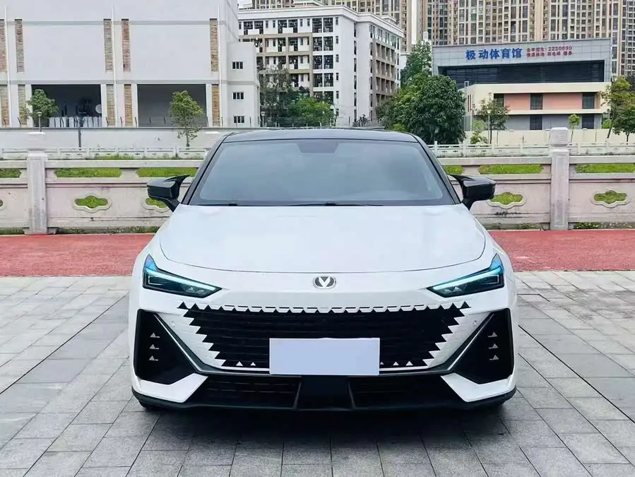 Changan UNI-V 2023 1.5T Premium
