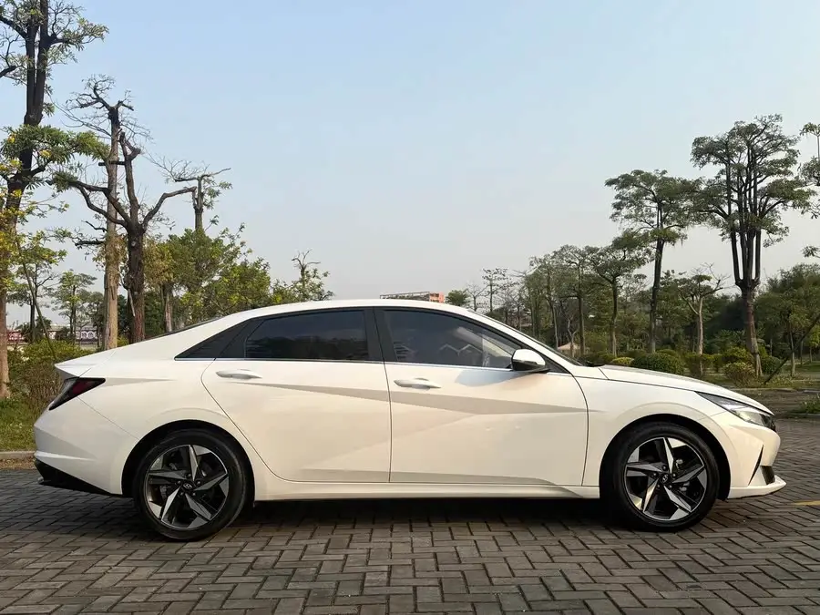 Elantra 2021 1.5L CVT GLX Elite