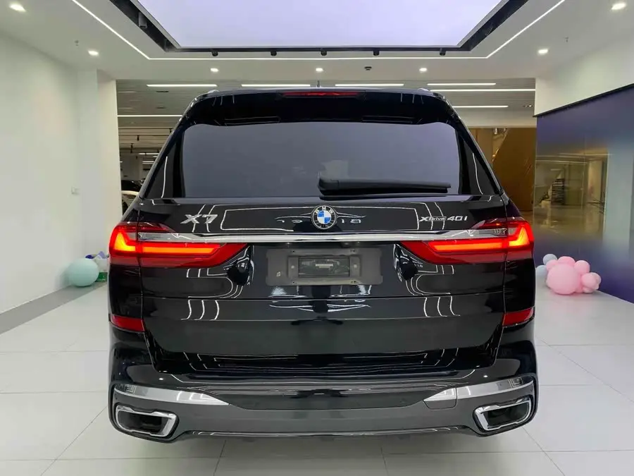 بي إم دبليو X7 2021 xDrive40i حزمة M الرياضية الفاخرة