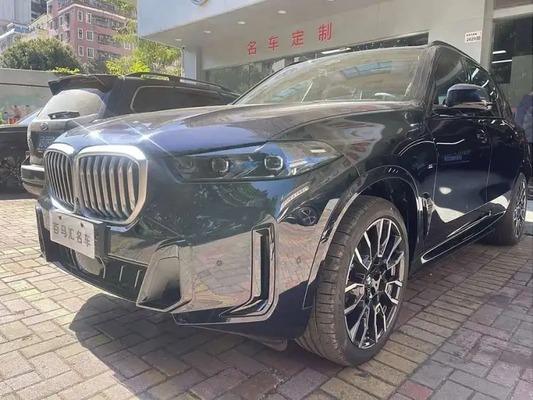 BMW X5 2023 xDrive 40Li Exclusive M Sport Night Package