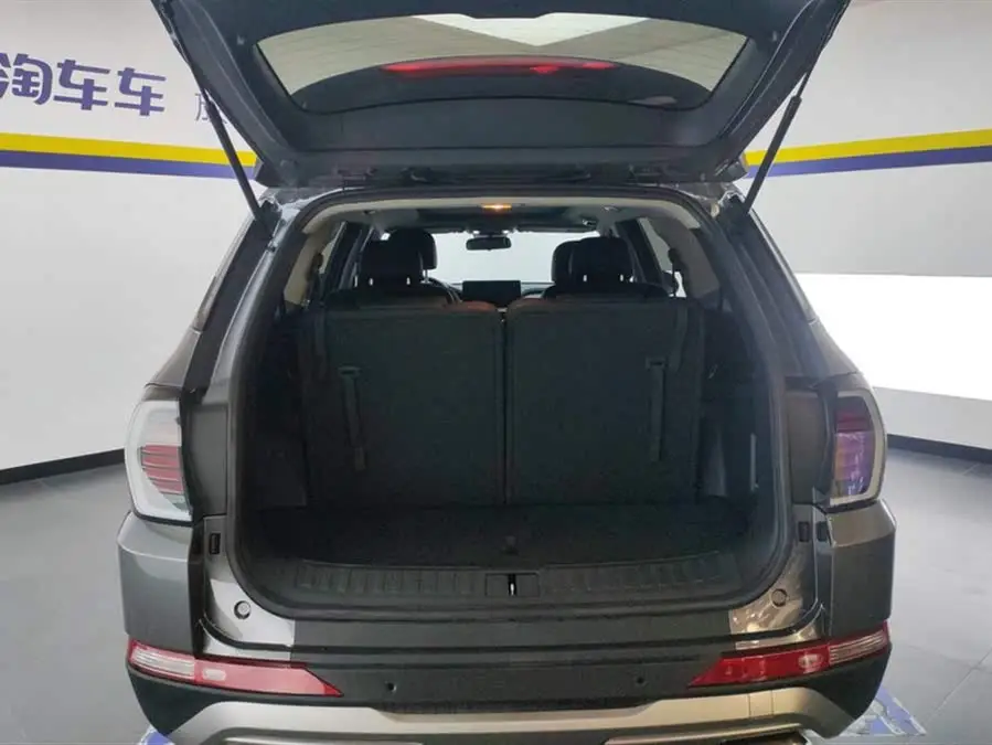 2023 Hyundai Santafe Traveler 380T GDi Automatic Two-Wheel Drive GLX Elite Edition