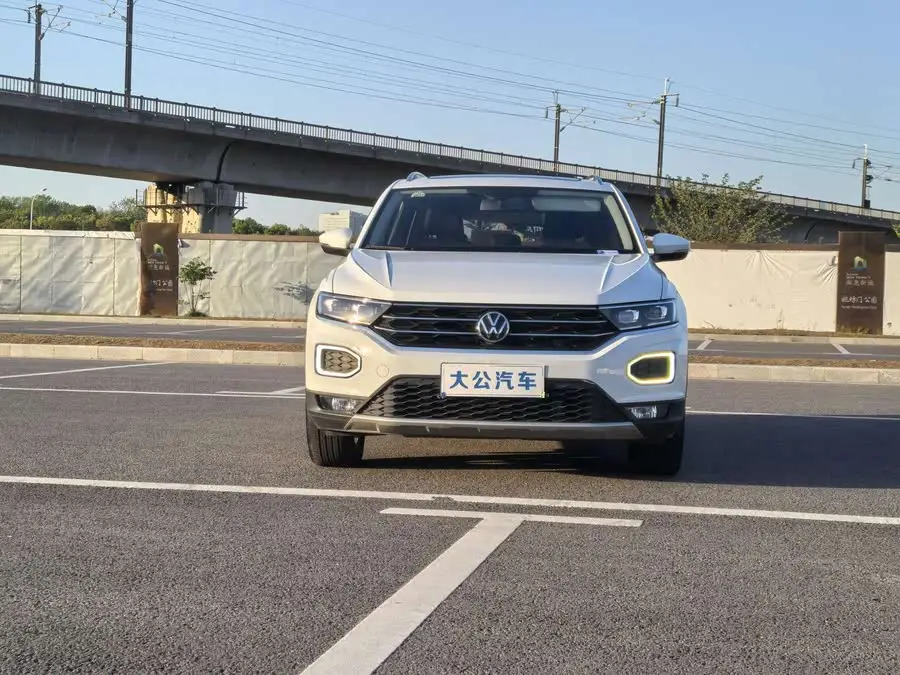 T-ROC 2021 طراز تجديد 280TSI DSG دفع ثنائي إصدار النخبة للاتصال الذكي