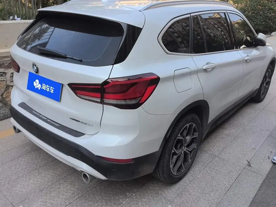 BMW X1 2022 sDrive25Li Leading Edition
