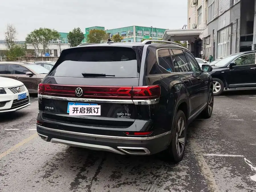 توجوان 2024 380TSI الإصدار التنين للدفع الرباعي